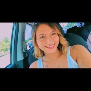 Meet your Posher, Madelyn